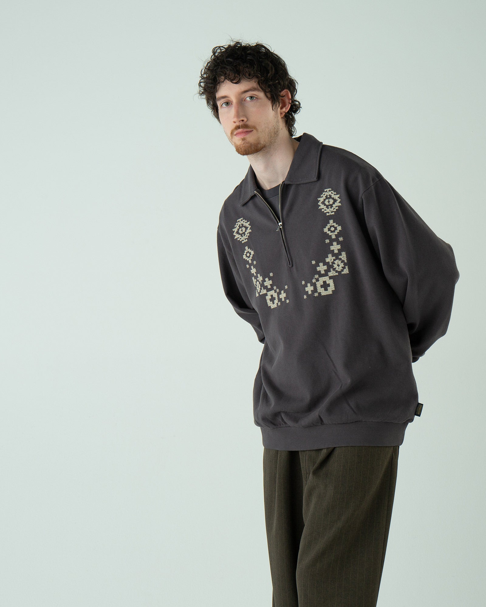 み*@様 REFLEM オーバーステッチデザインブロークンニット タグ付き