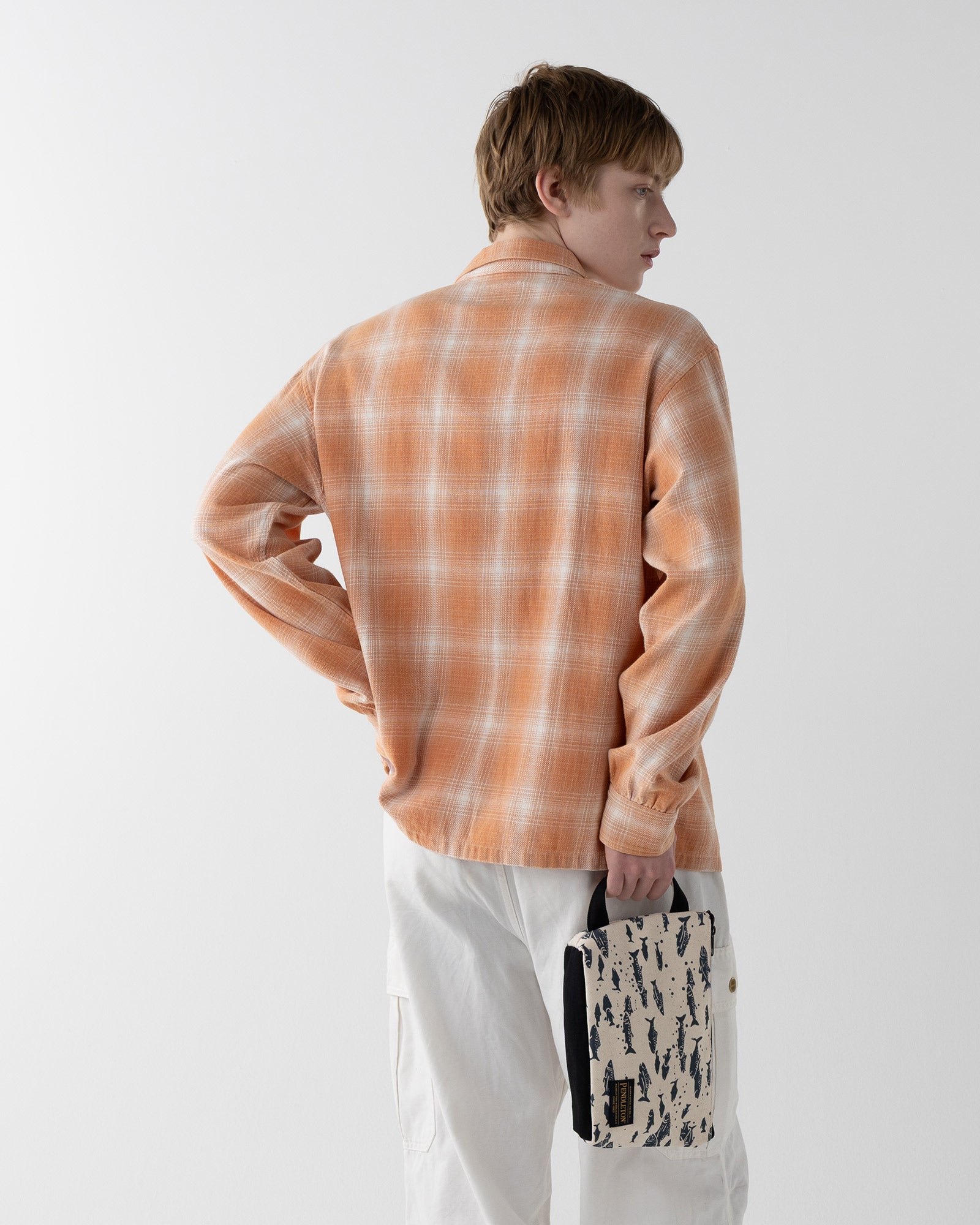 サーモンキャンバス・ポウチ - BLACK