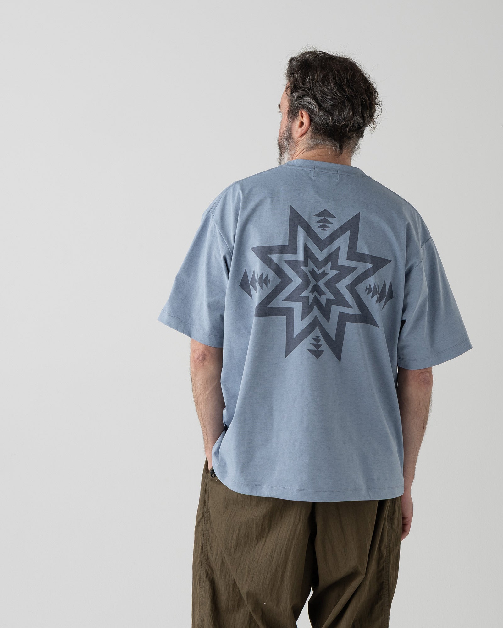 POWELL BOONES バックプリント Tシャツ ライトブルー　サイズM バックプリント 速乾Tシャツ - SLATE BLUE【PLAINS STAR】 – PENDLETON