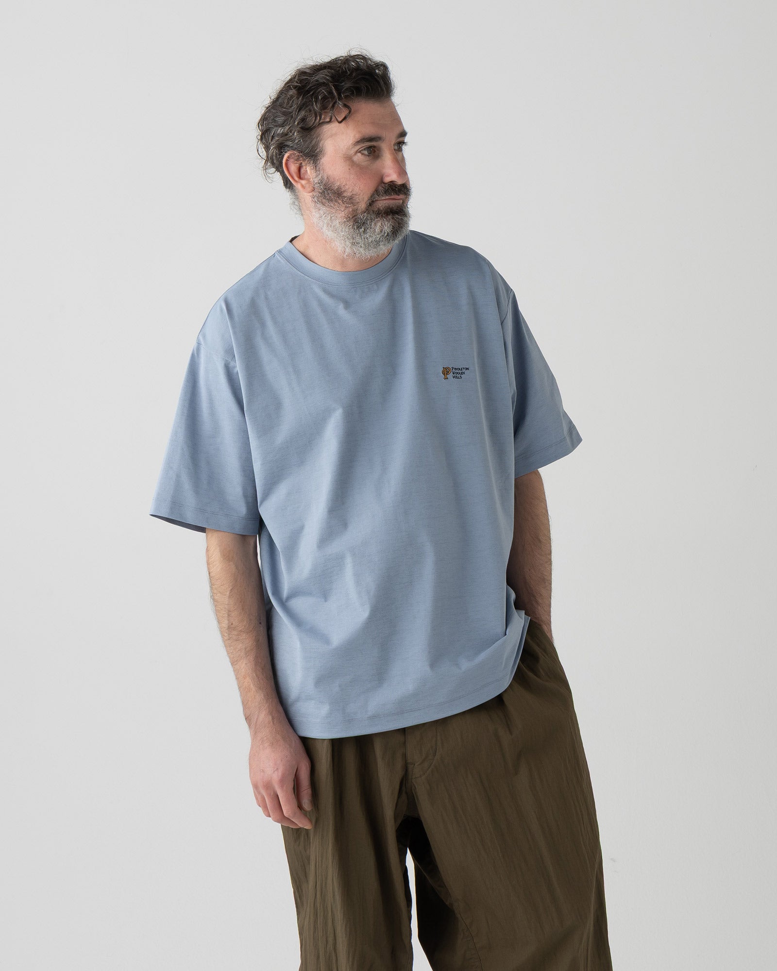 バックプリント・ティ - SLATE BLUE【PLAINS STAR】