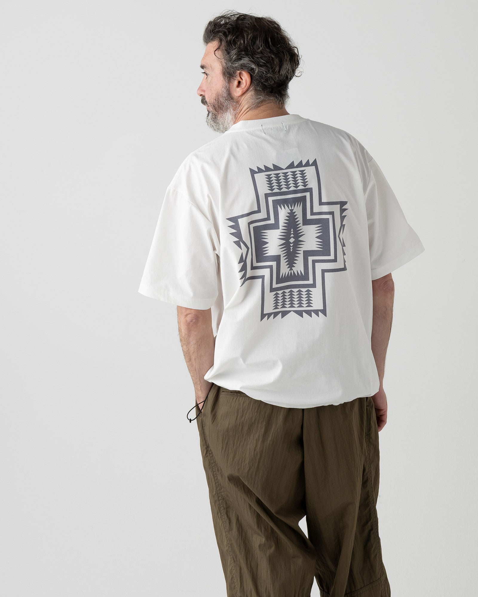 バックプリント 速乾Tシャツ - O.WHITE【HARDING STAR】 – PENDLETON