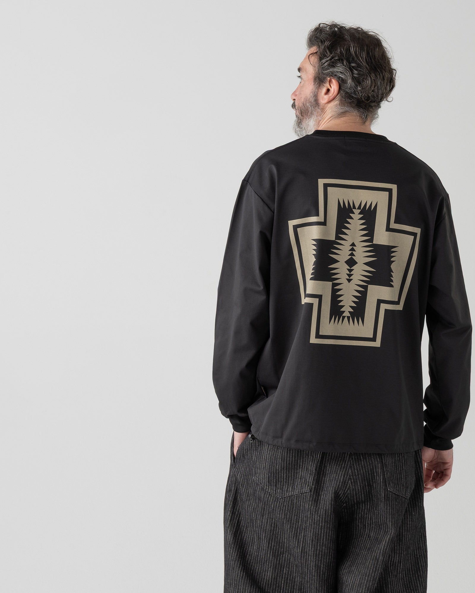バックプリント・L/S・ティ - BLACK【HARDING】 – PENDLETON WOOLEN