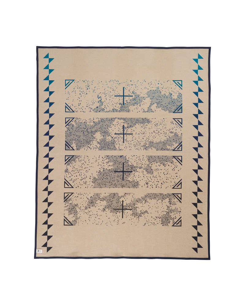 ザ・カレッジファンド・ジャガードローブ