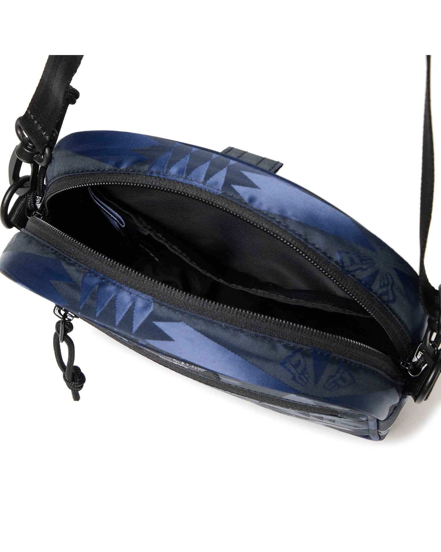 スクエア ショルダーポーチ 1.5L New Era x Pendleton