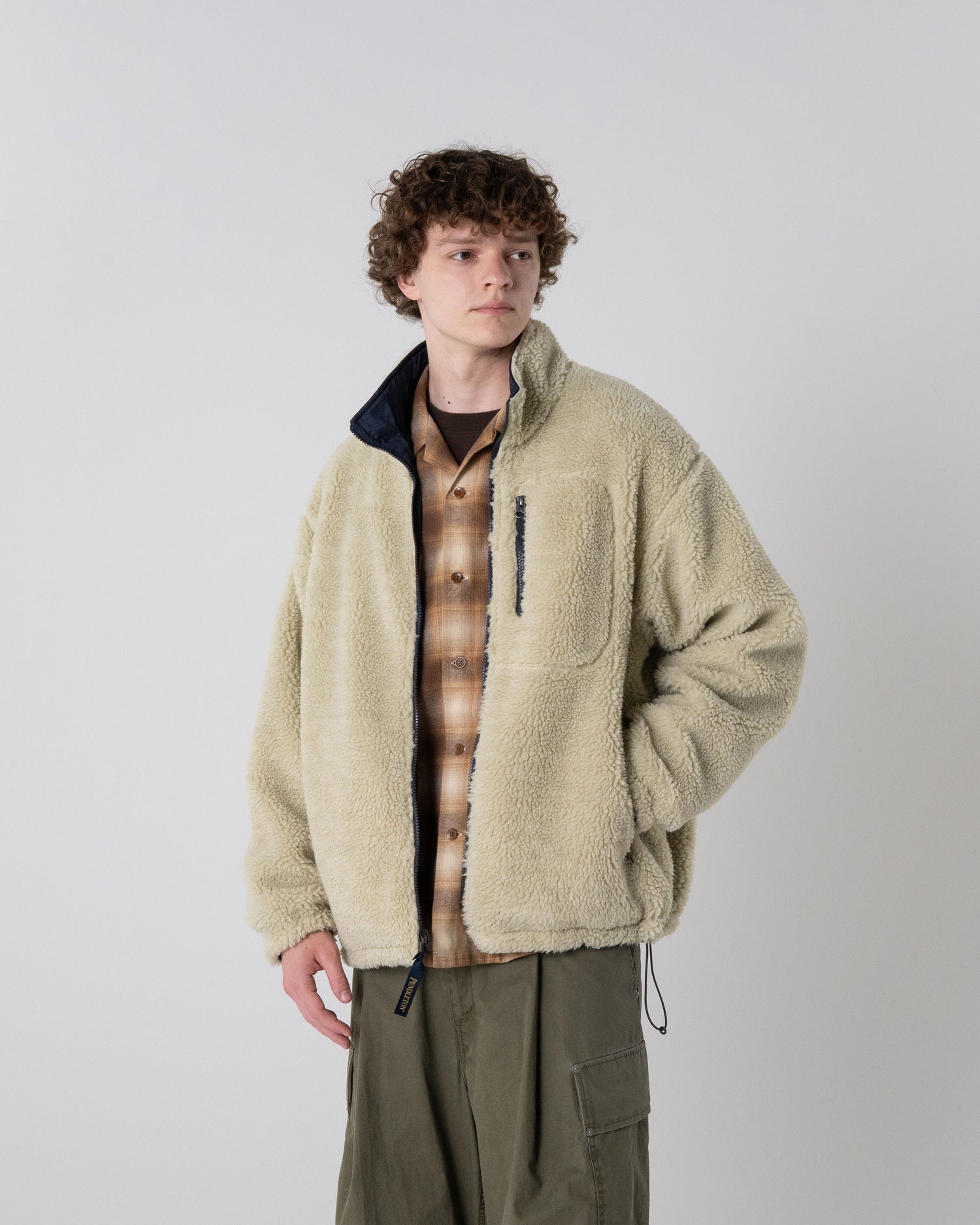 リバーシブル ボアナイロン スタンドジャケット – PENDLETON WOOLEN