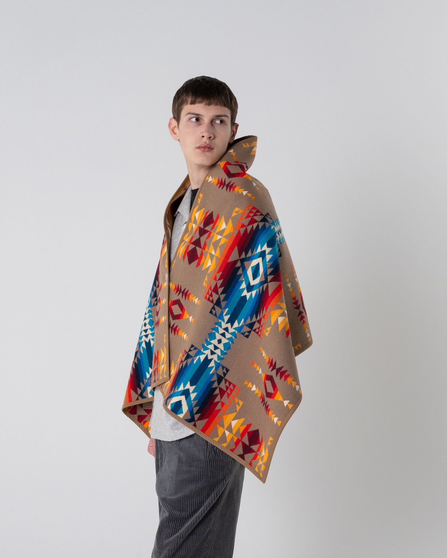 美品　PENDLETON ケープ ポンチョ ウール100% ウールブランケット ポンチョ – PENDLETON WOOLEN MILLS JAPAN