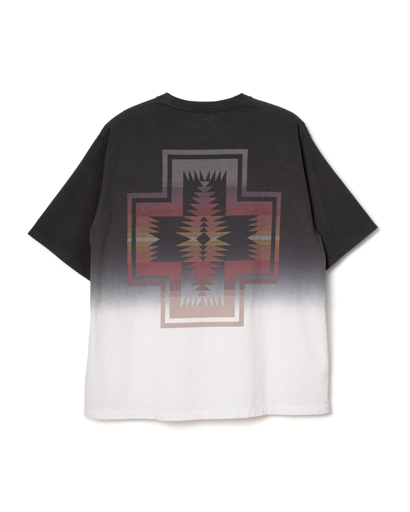 グラデーション バックプリント S/S Tシャツ - CHARCOAL【HARDING】