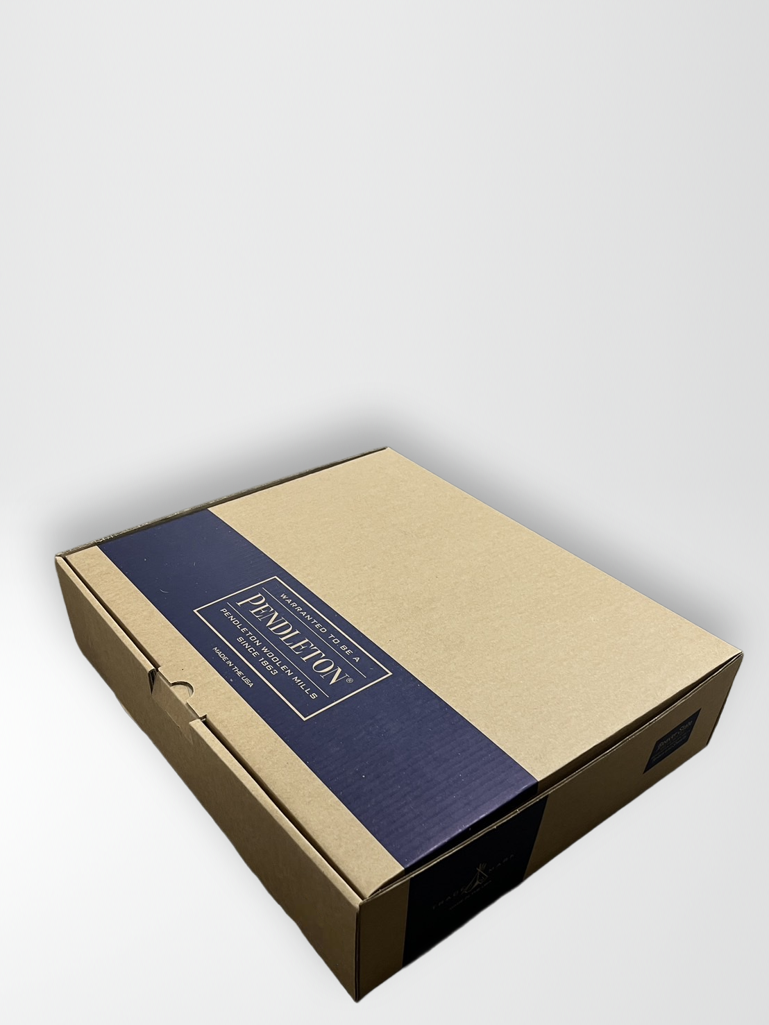 チーフジョセフ・ジャガードローブ – PENDLETON WOOLEN MILLS JAPAN チーフジョセフ・ジャガードローブ – PENDLETON WOOLEN MILLS JAPAN