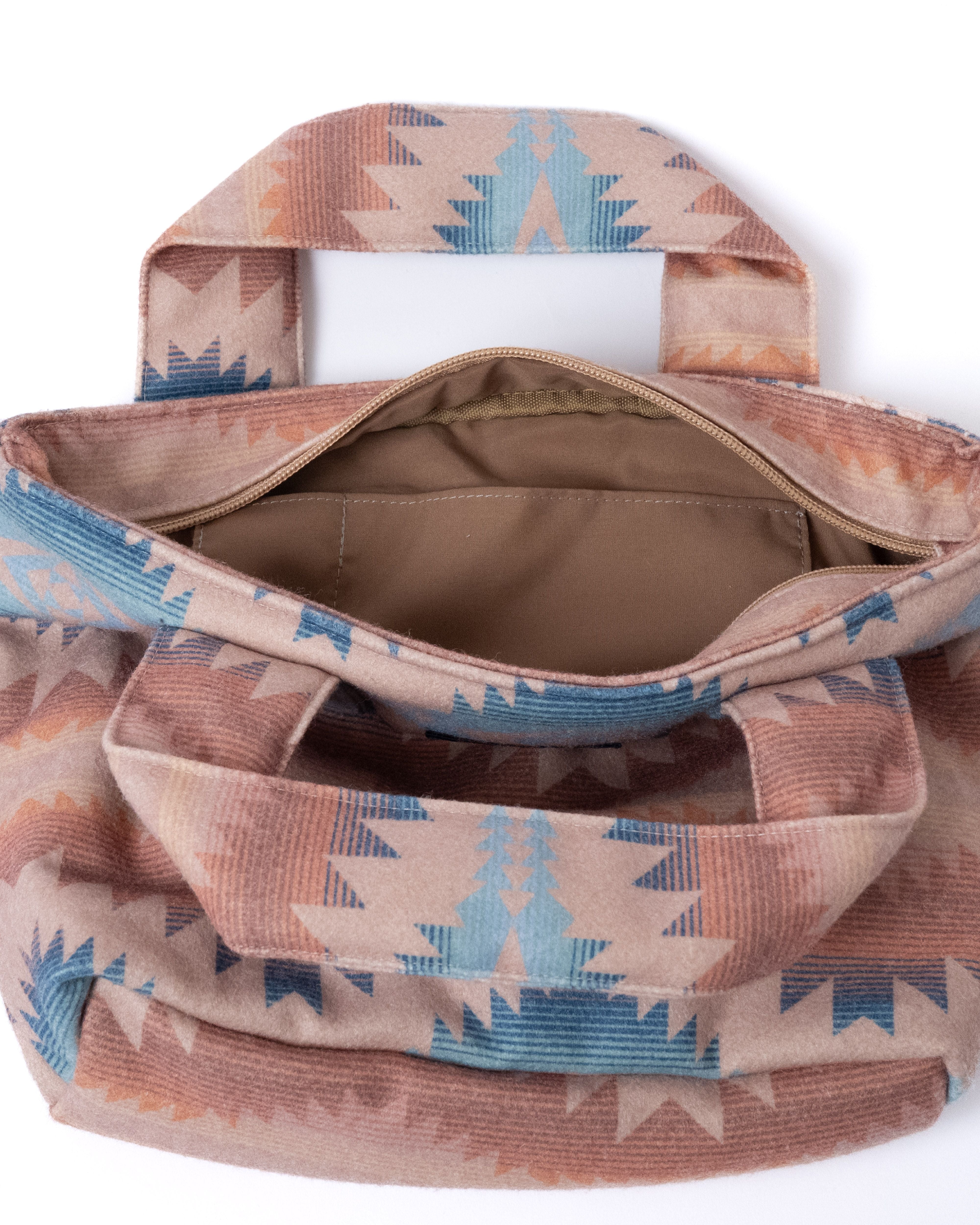 フランネル・トートバッグ – PENDLETON WOOLEN MILLS JAPAN OFFICIAL STORE