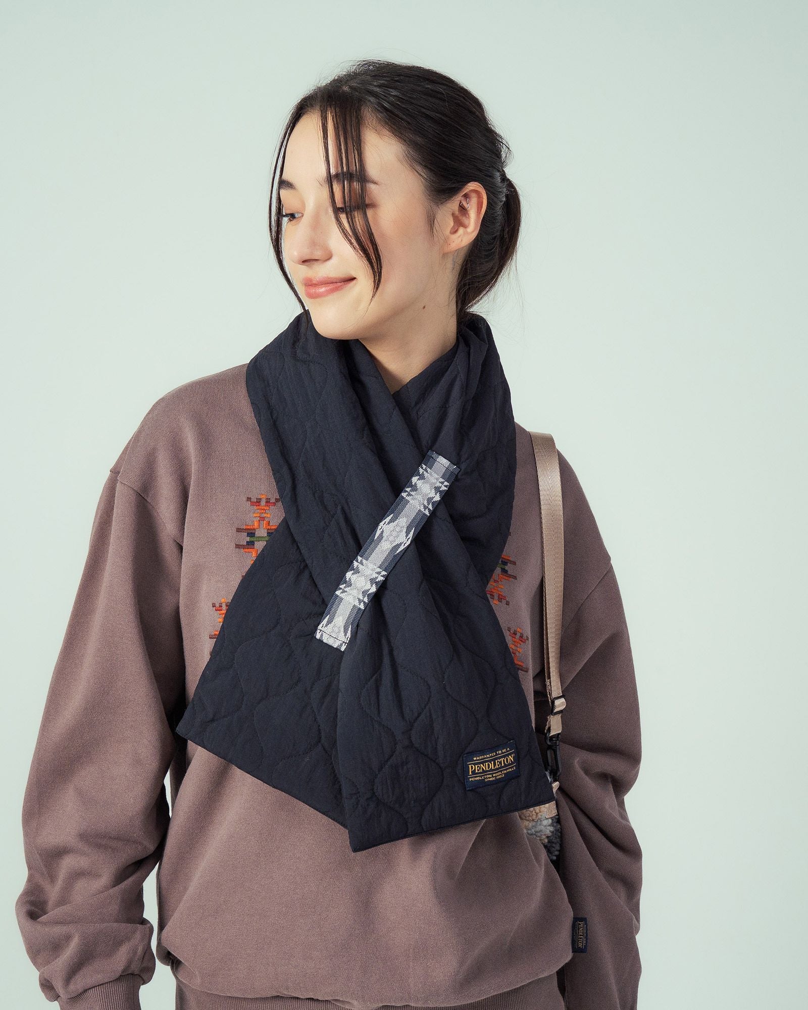 ベルギー製 80s DRIES VAN NOTEN キルティング マフラー キルティング・マフラー – PENDLETON WOOLEN MILLS JAPAN