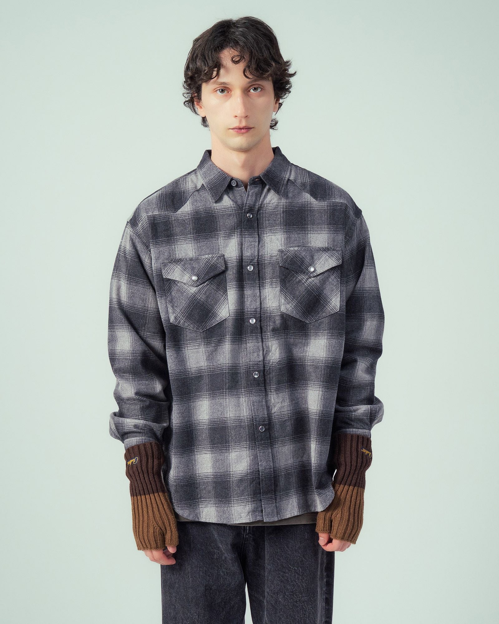 ロゴワッペン・ニットグローブ